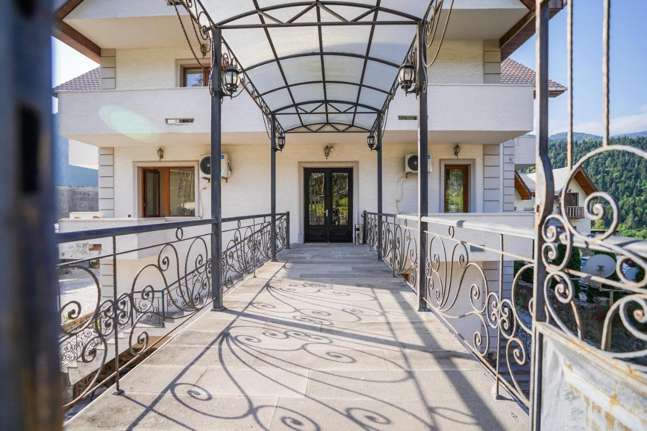 Natali Hotel Боржомі Екстер'єр фото
