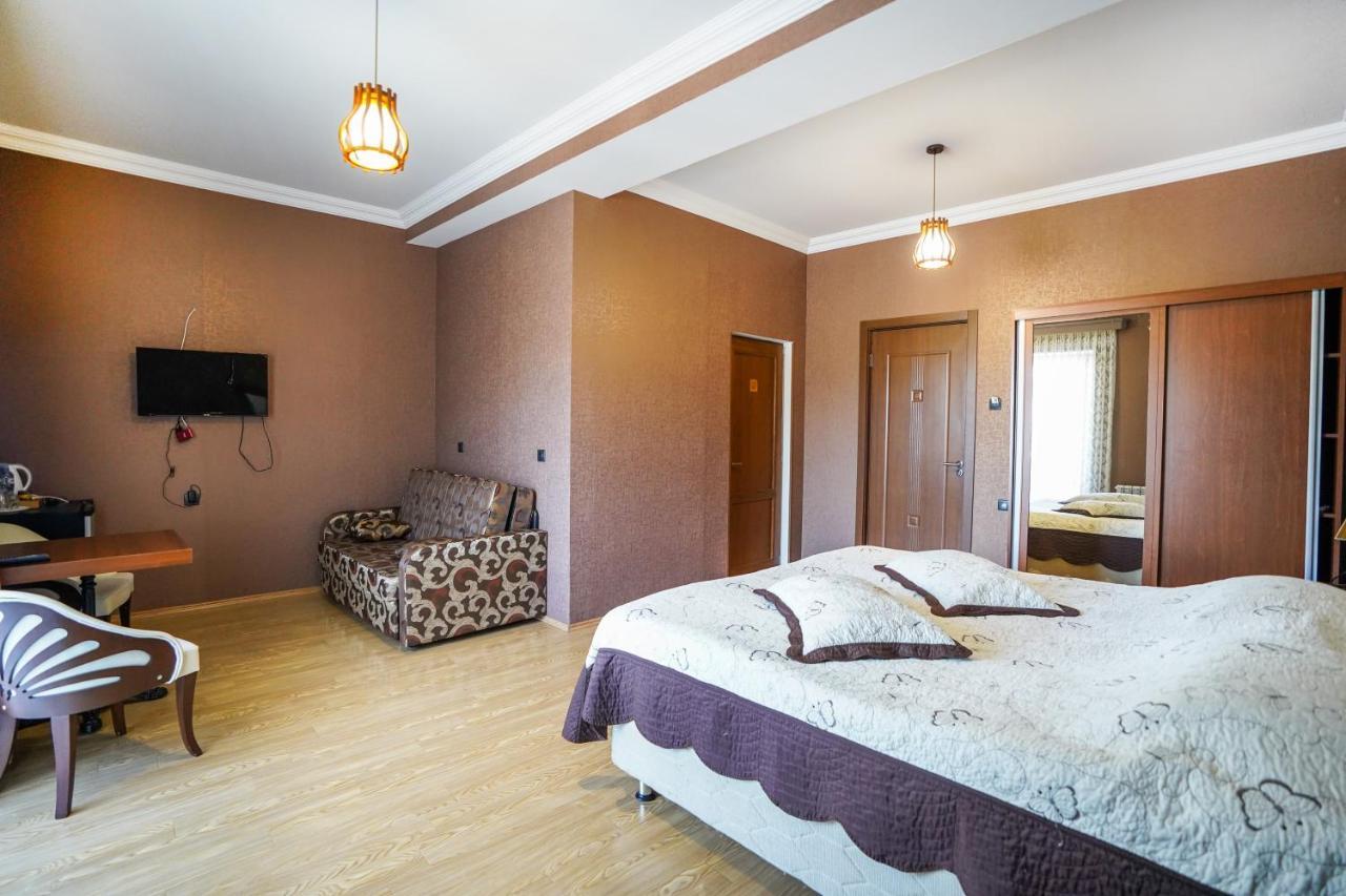 Natali Hotel Боржомі Екстер'єр фото