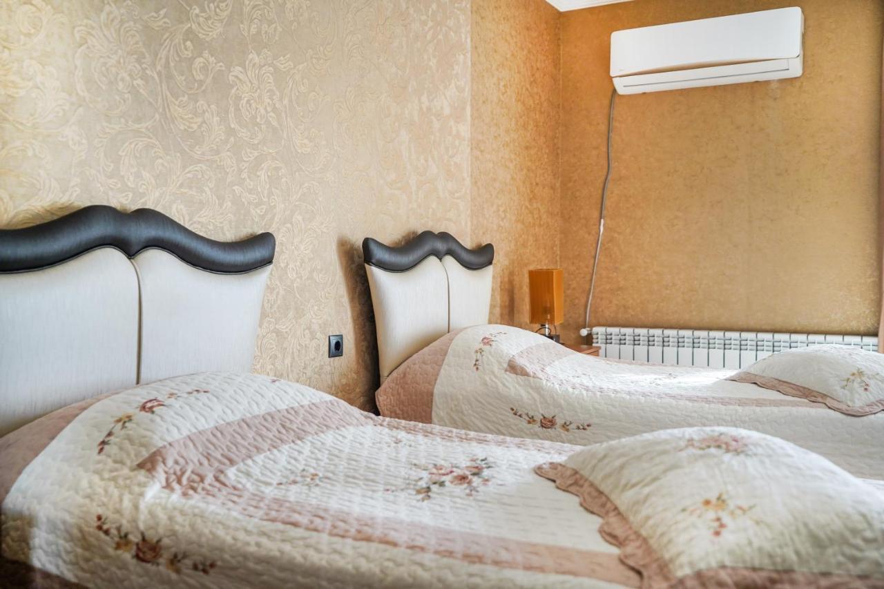 Natali Hotel Боржомі Екстер'єр фото