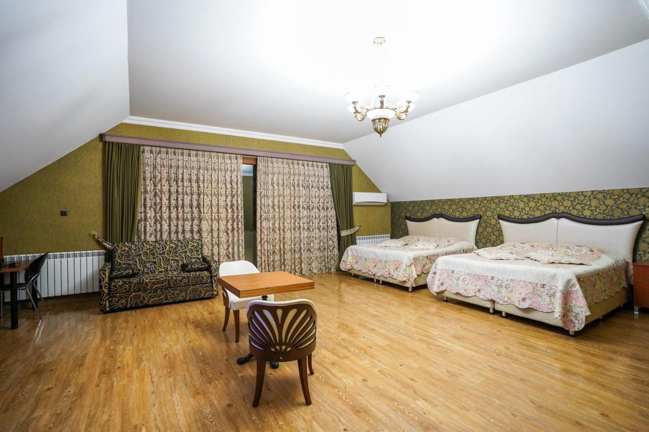 Natali Hotel Боржомі Екстер'єр фото