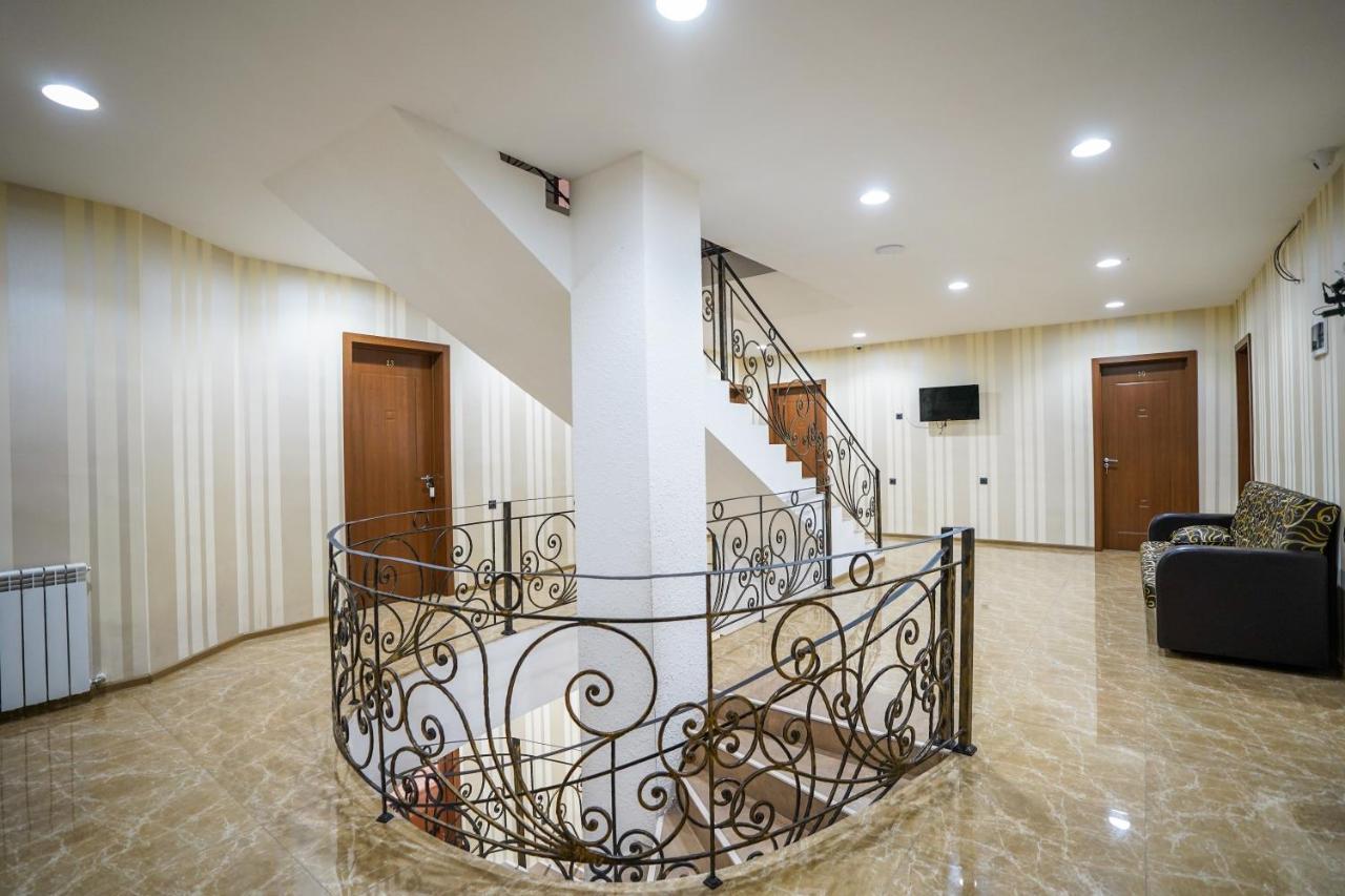 Natali Hotel Боржомі Екстер'єр фото