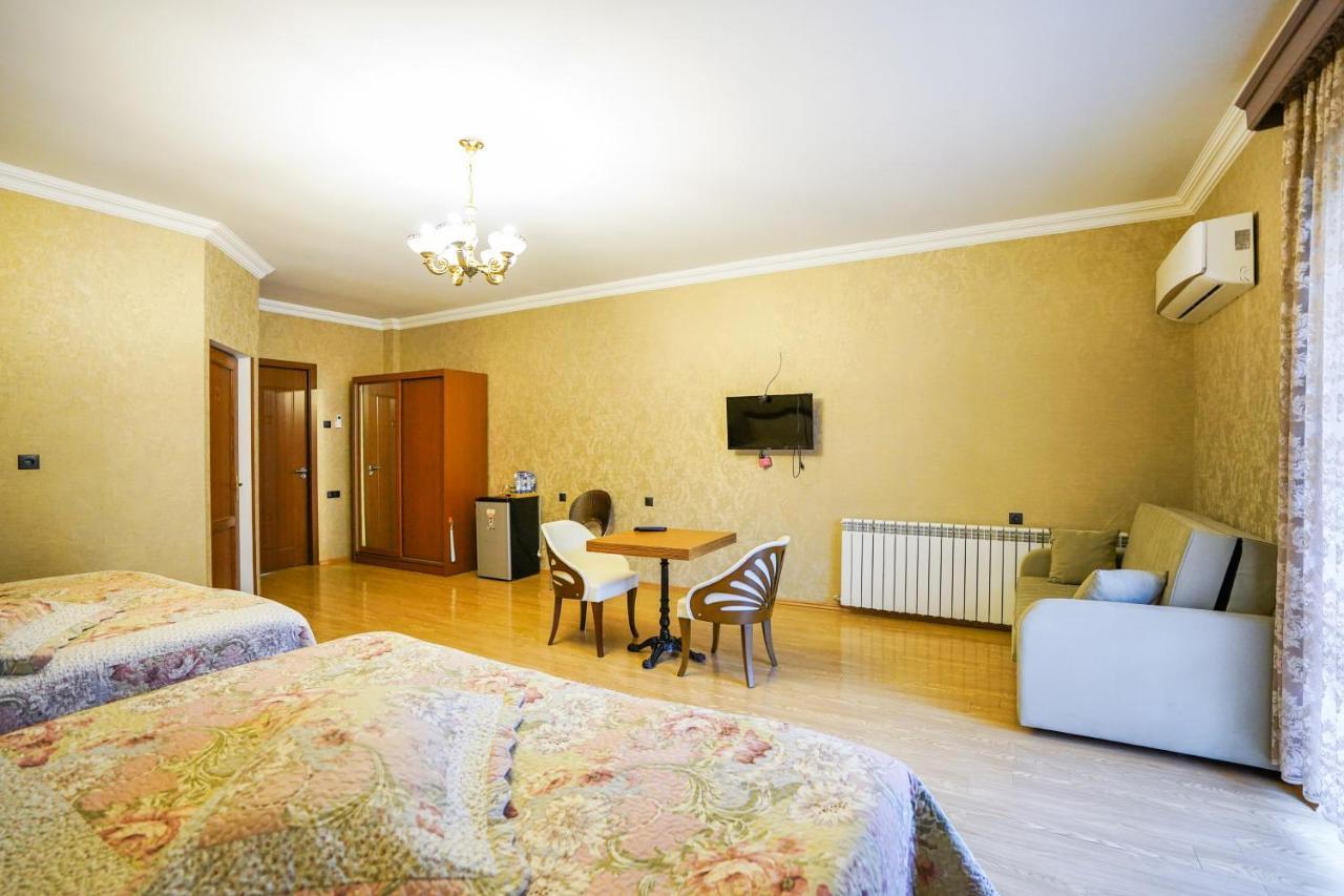 Natali Hotel Боржомі Екстер'єр фото