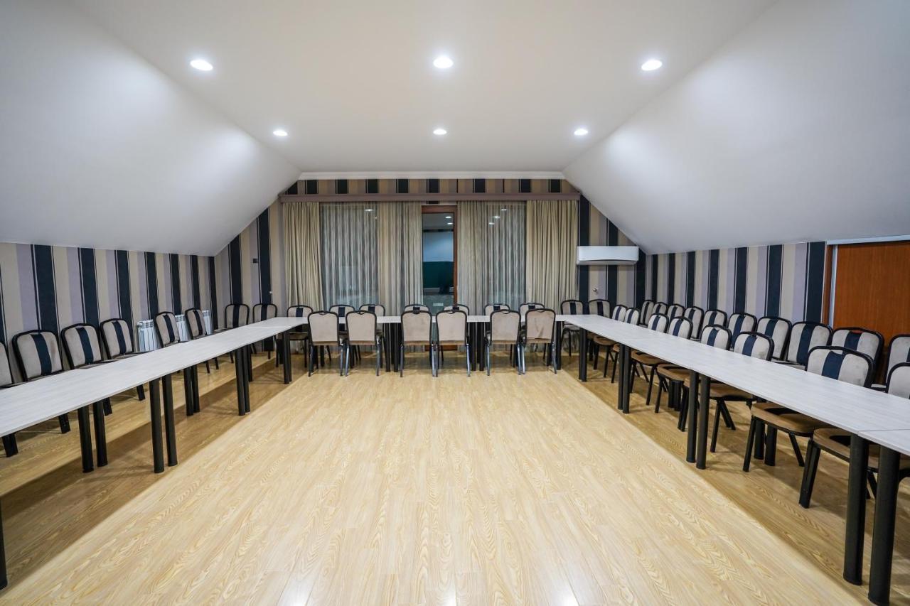 Natali Hotel Боржомі Екстер'єр фото