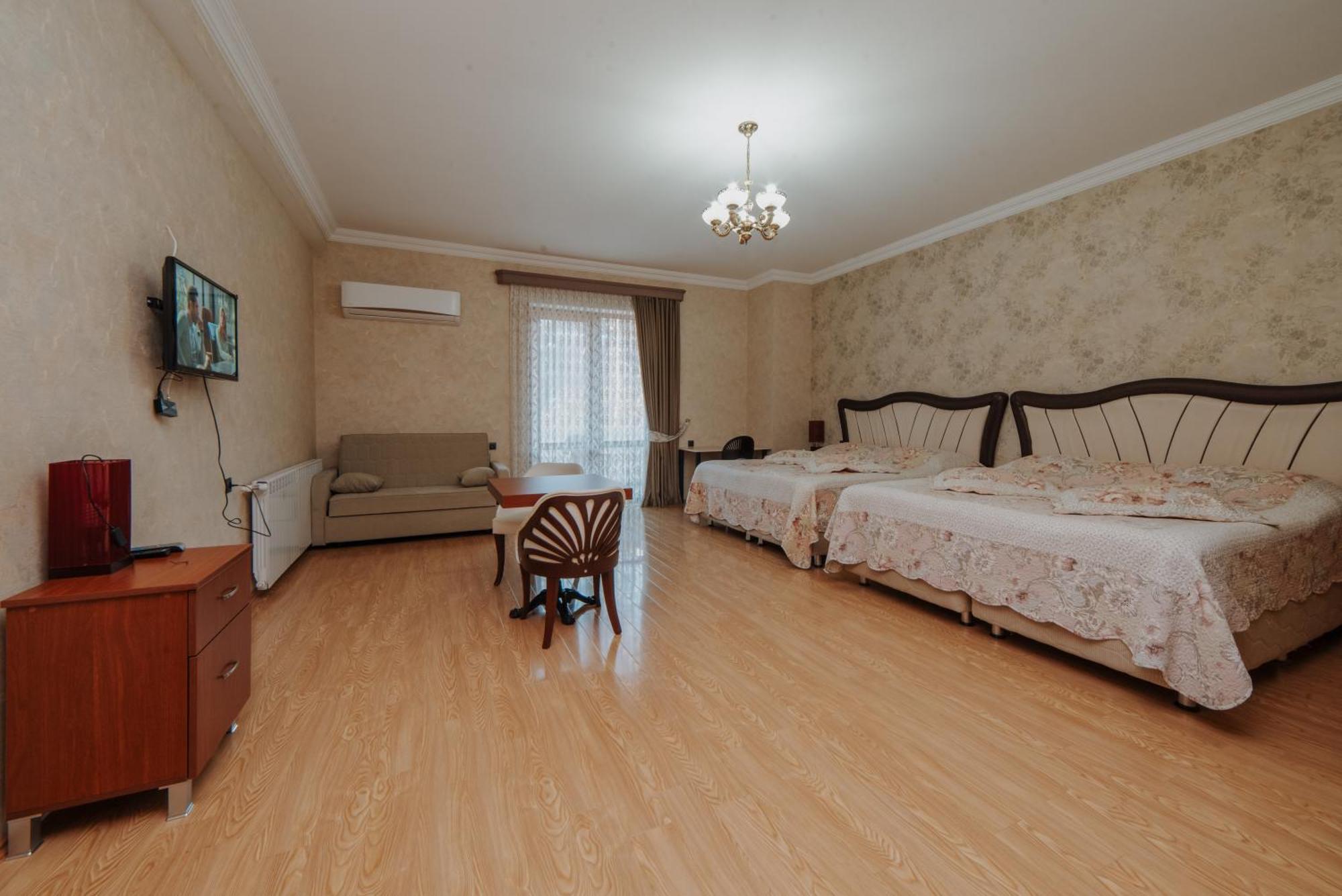 Natali Hotel Боржомі Екстер'єр фото