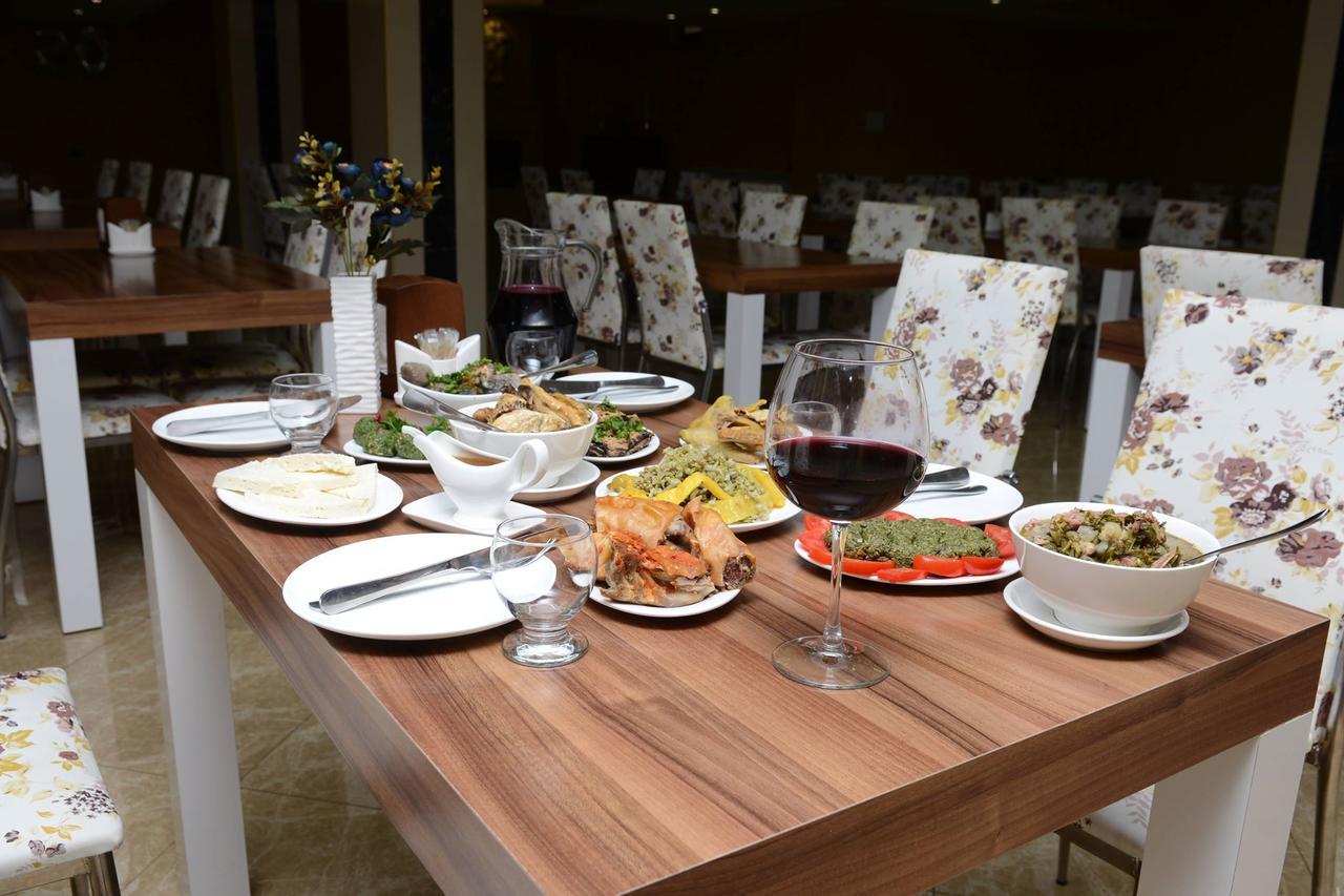 Natali Hotel Боржомі Екстер'єр фото